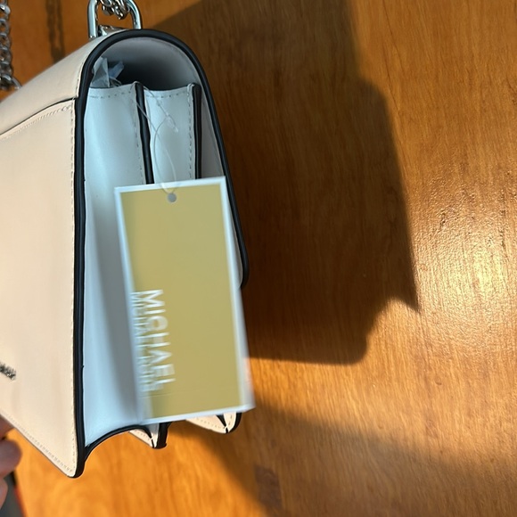 Michael Kors White Crossbody handbag brand new! - Picture 5 of 12